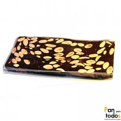 Turrón de chocolate con...